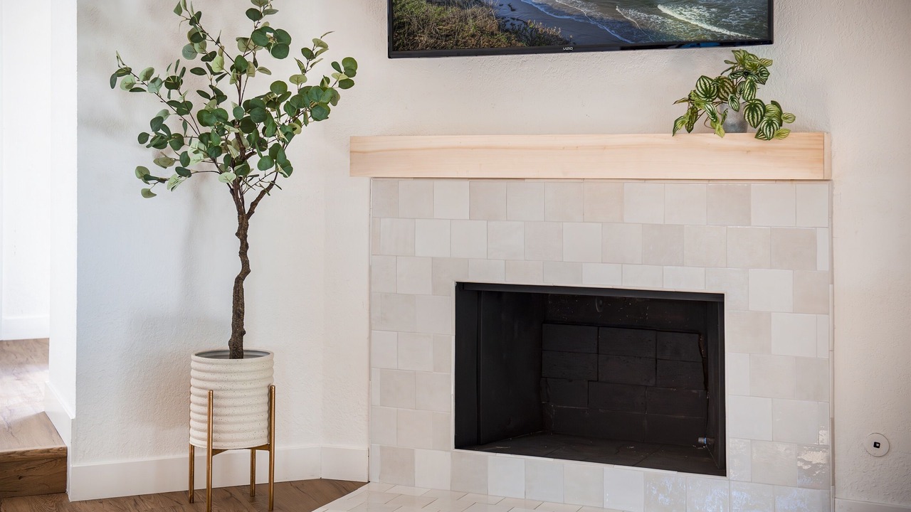 Photo of Livingroom in East Mesa