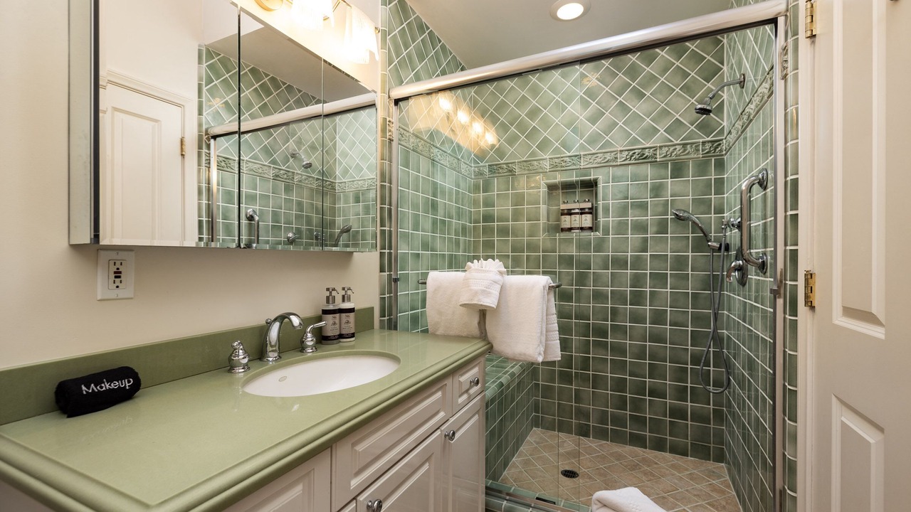 Photo of Bathroom in East Mesa