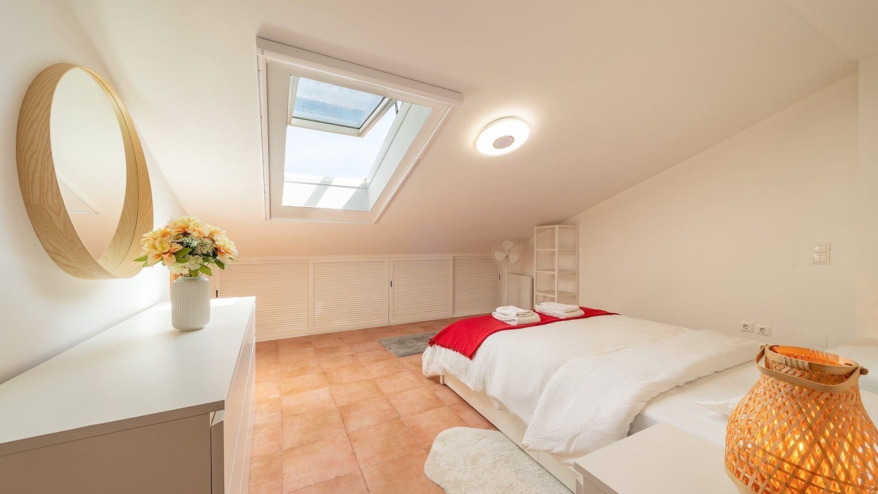 Photo of Bedroom in Charneca de Caparica e Sobreda