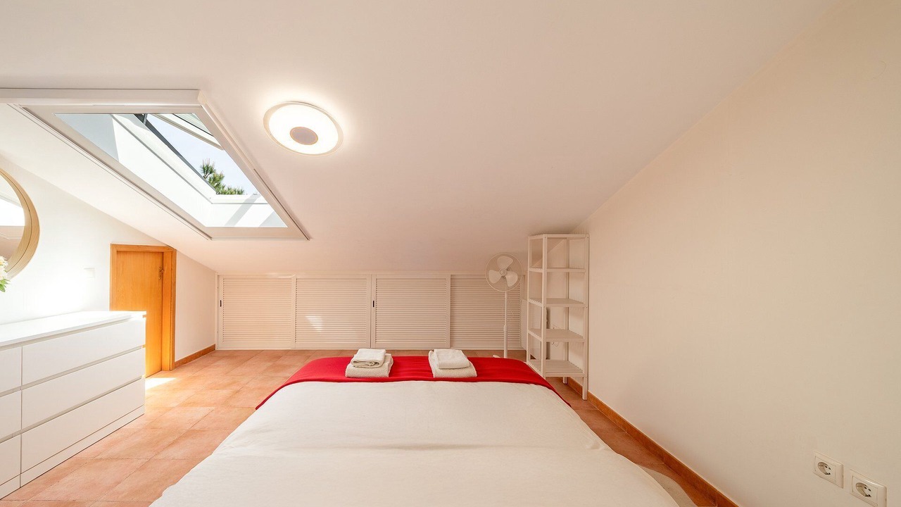 Photo of Bedroom in Charneca de Caparica e Sobreda