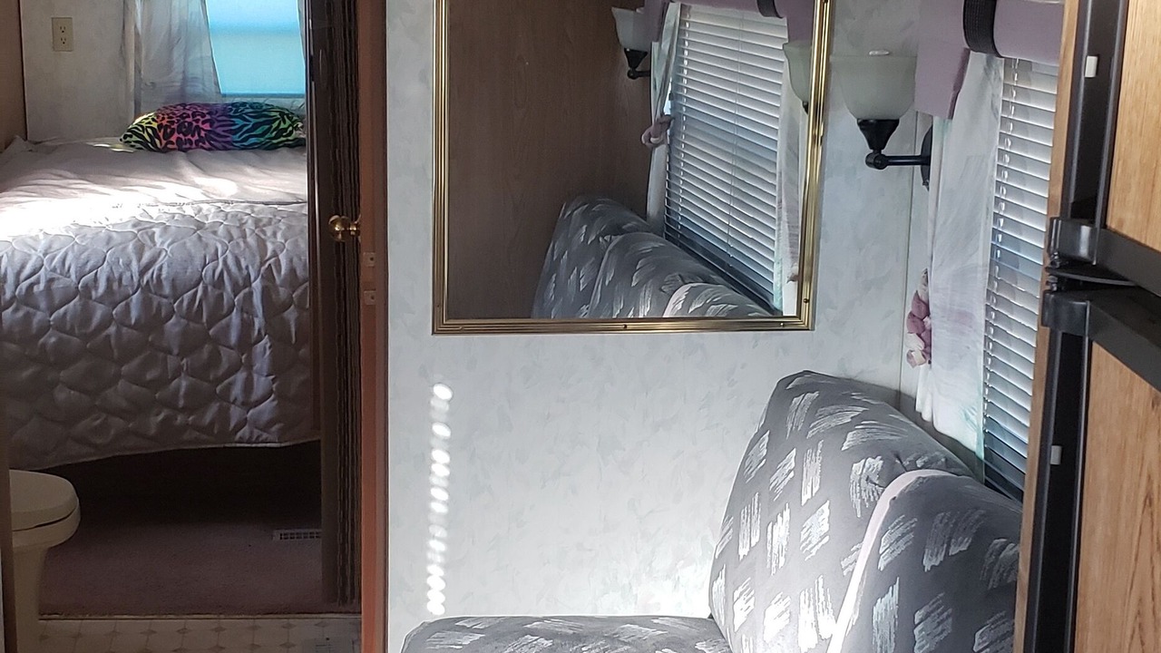 Photo of Bedroom in La Paz County