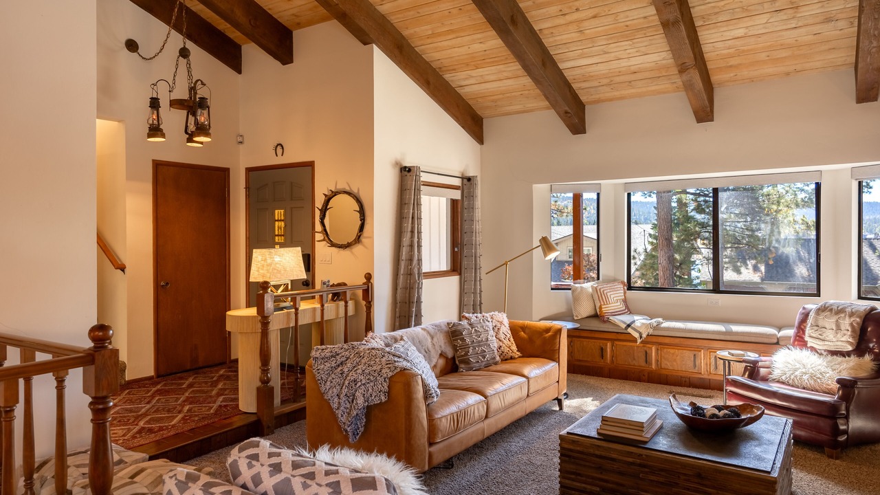 Photo of Livingroom in Big Bear Lake