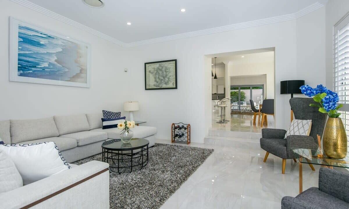 Photo of Bedroom in Main Beach