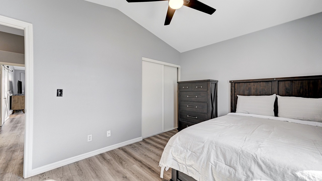 Photo of Bedroom in Sunrise Manor