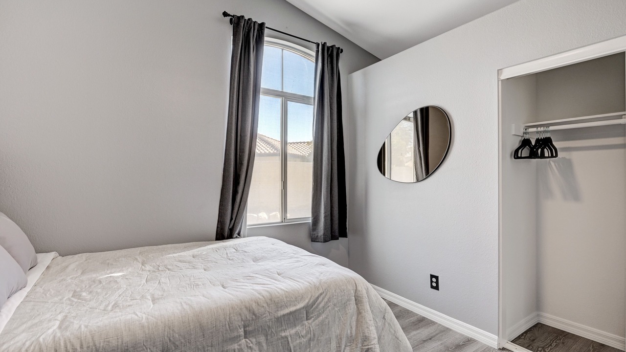 Photo of Bedroom in Sunrise Manor