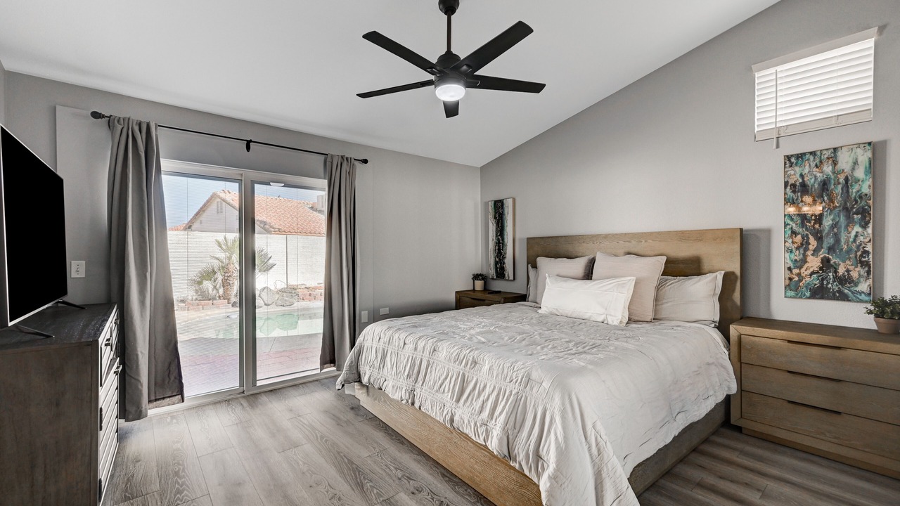 Photo of Bedroom in Sunrise Manor