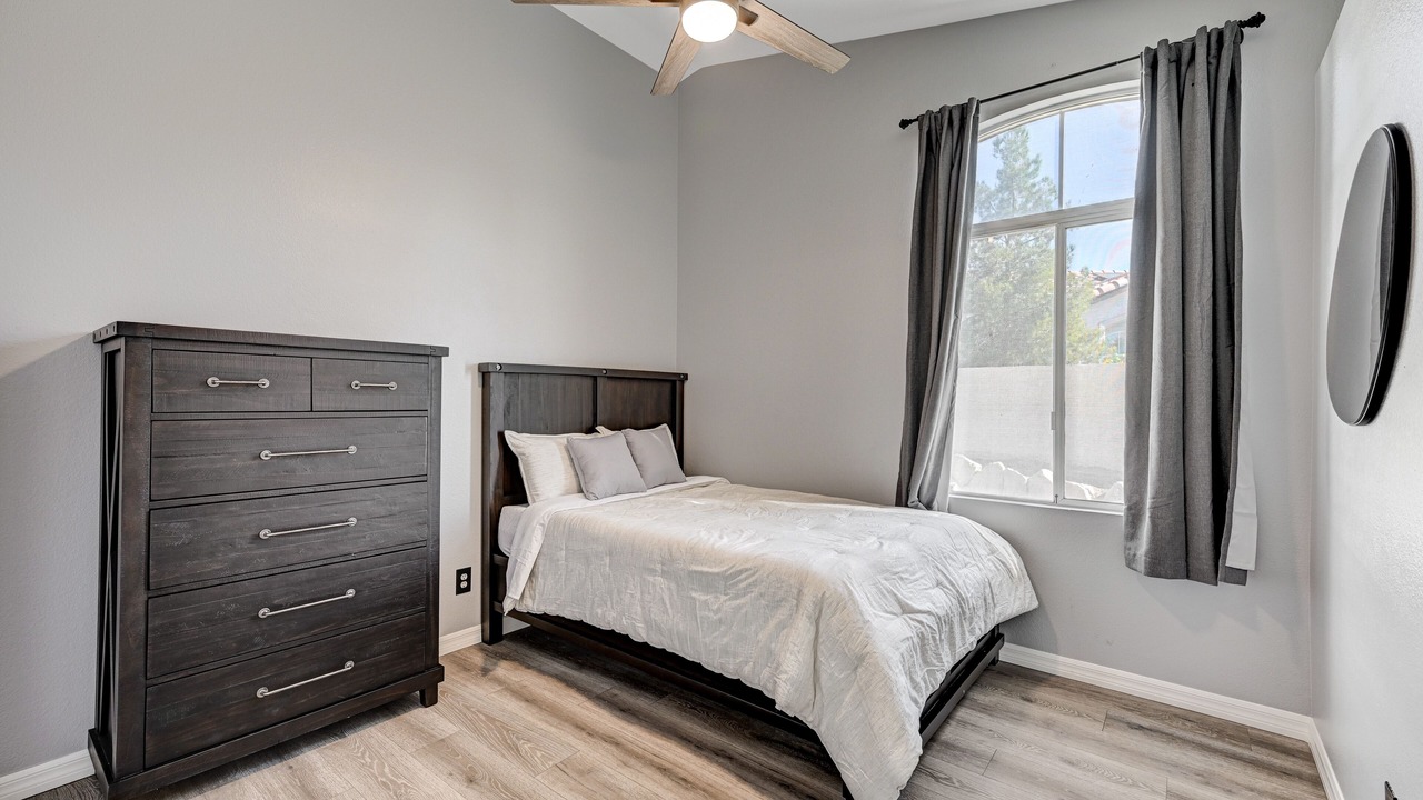 Photo of Bedroom in Sunrise Manor
