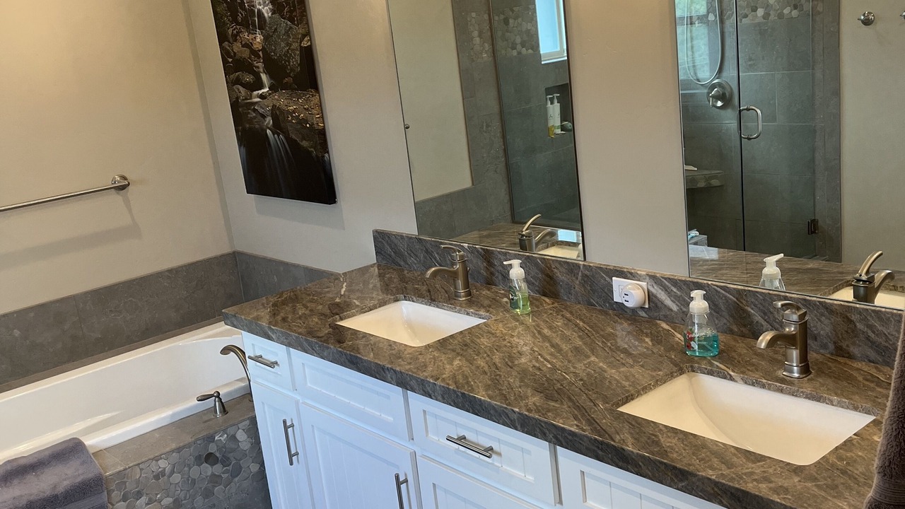 Photo of Bathroom in Valley Center