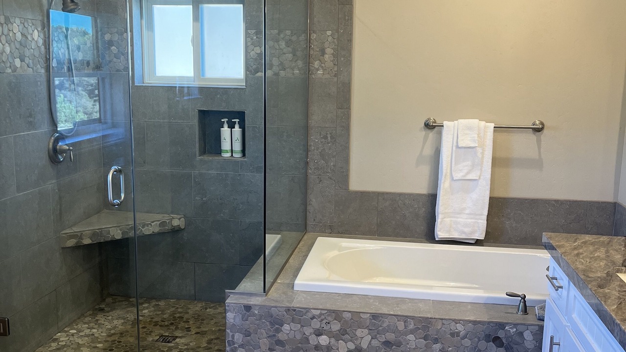 Photo of Bathroom in Valley Center