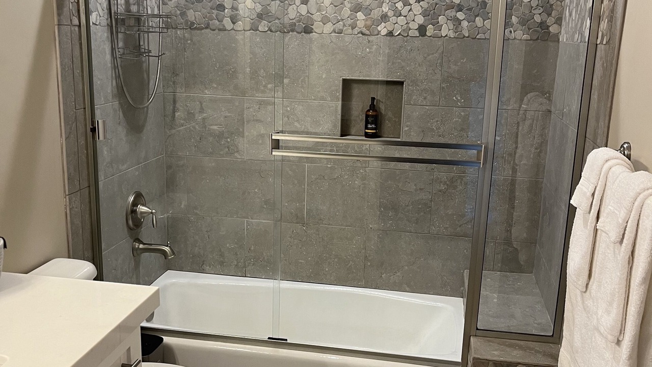 Photo of Bathroom in Valley Center