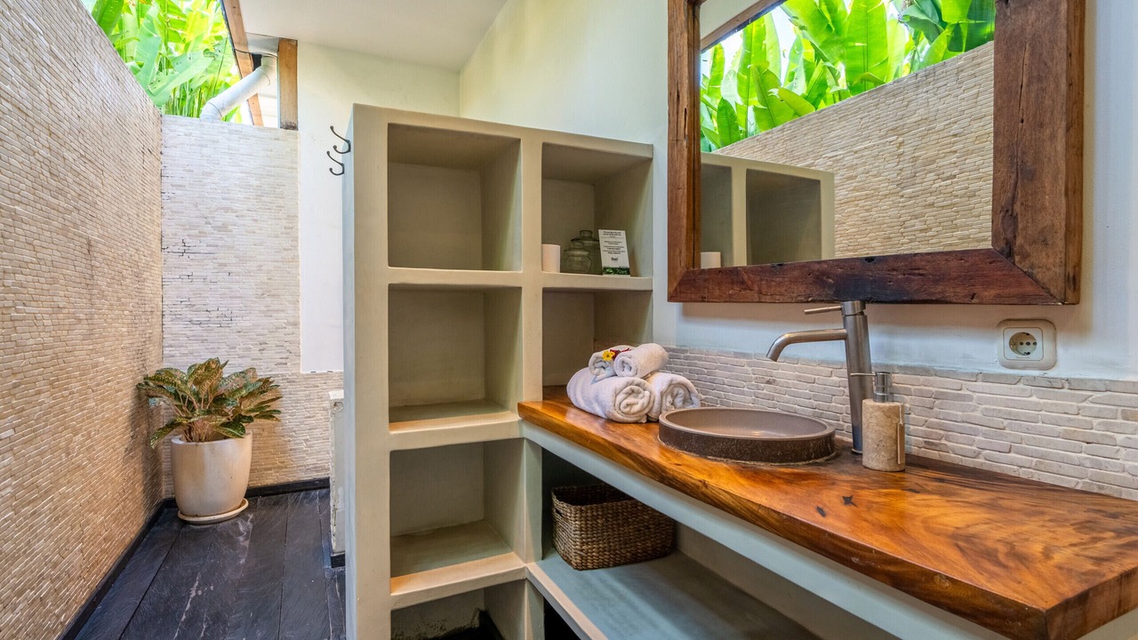 Photo of Bathroom in Batu Bolong