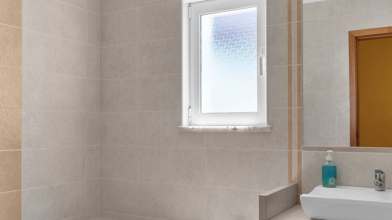 Photo of Bathroom in Aljezur