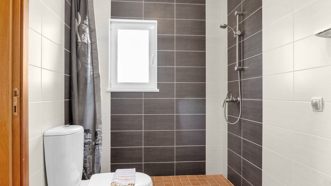 Photo of Bathroom in Aljezur