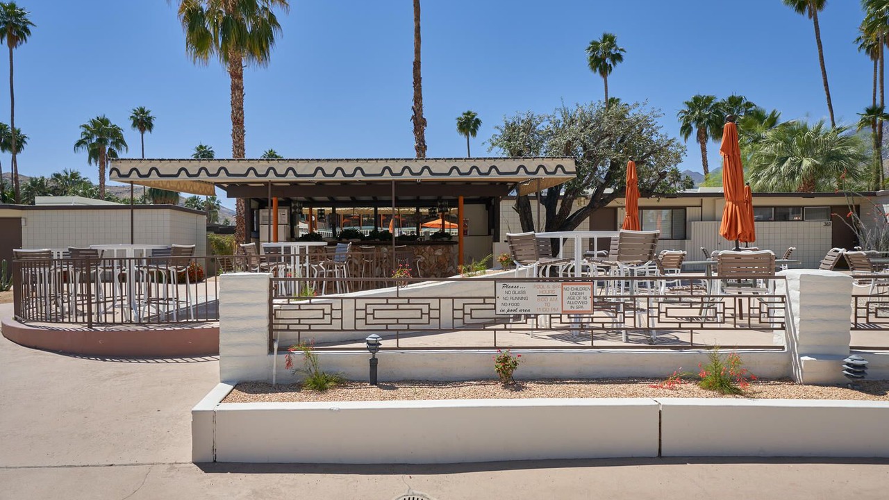Photo of Others in Twin Palms