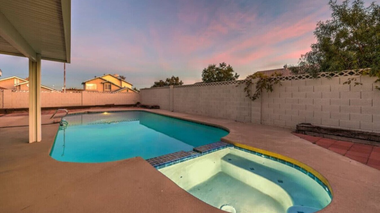 Photo of Outdoor in Spring Valley