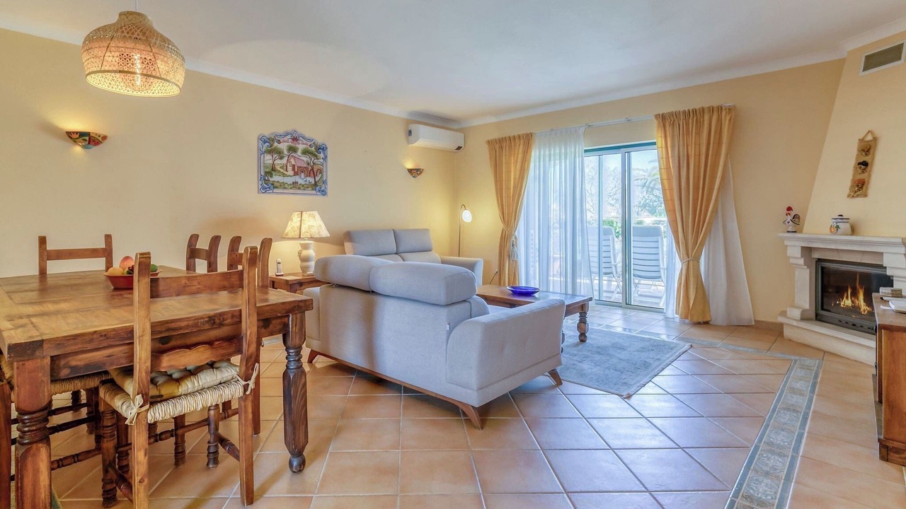 Photo of Livingroom in Estombar