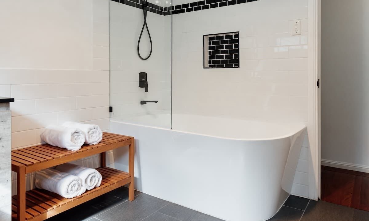 Photo of Bathroom in Rathdowney