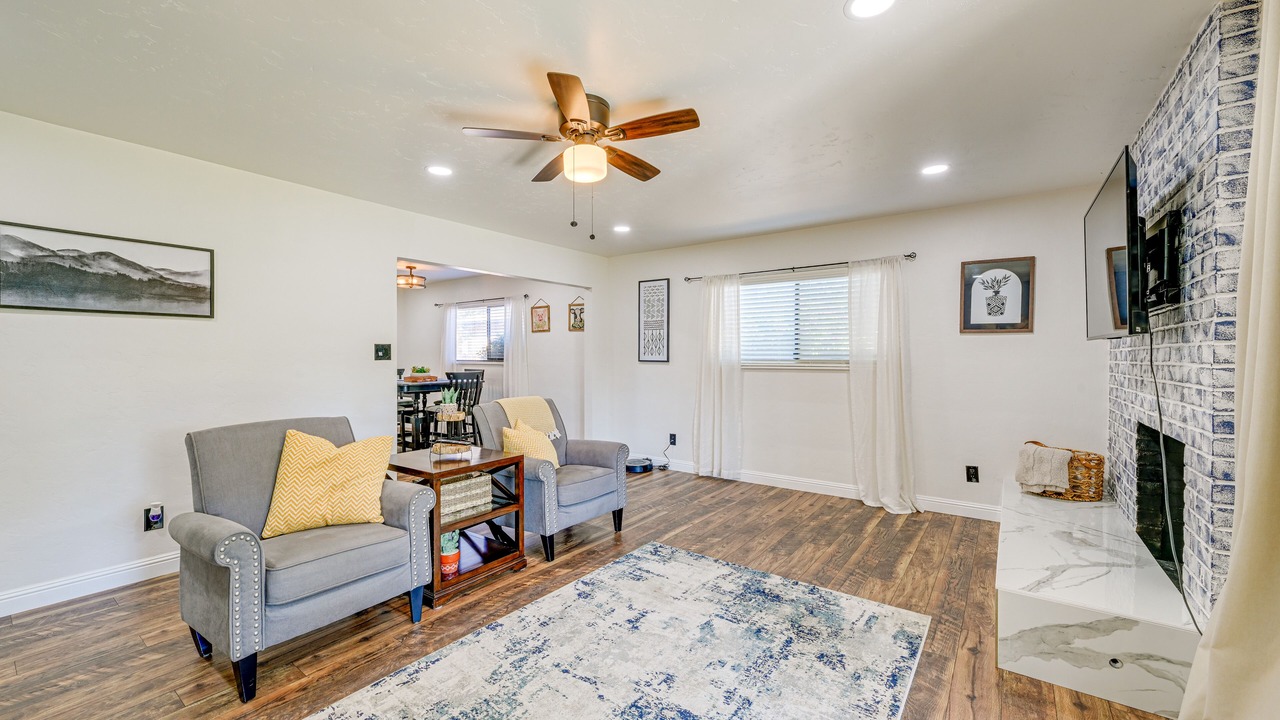 Photo of Livingroom in Visalia