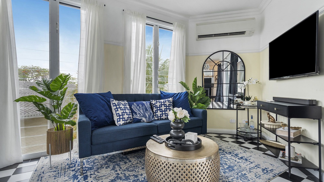 Photo of Livingroom in Burleigh Waters