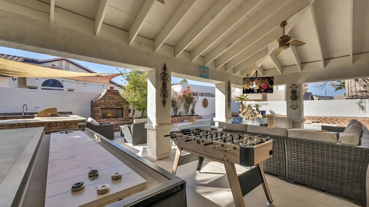 Photo of Livingroom in River Mountain