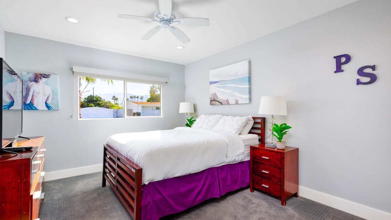 Photo of Bedroom in Racquet Club South
