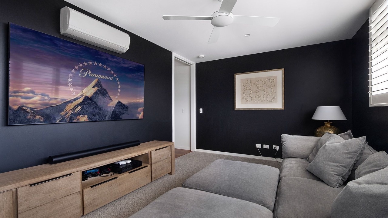 Photo of Livingroom in Mermaid Beach