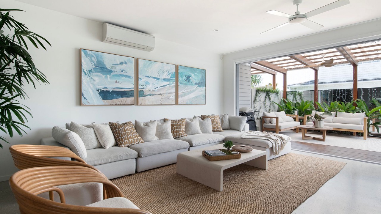 Photo of Livingroom in Mermaid Beach