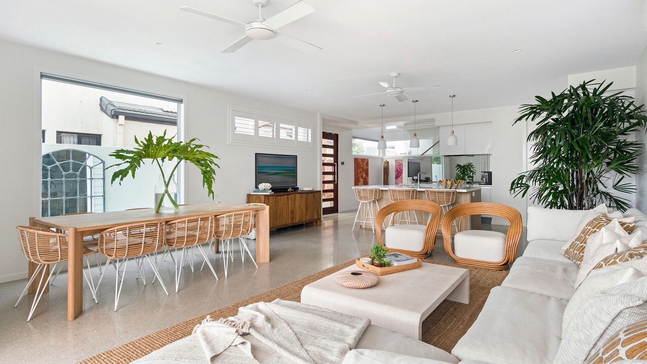 Photo of Livingroom in Mermaid Beach