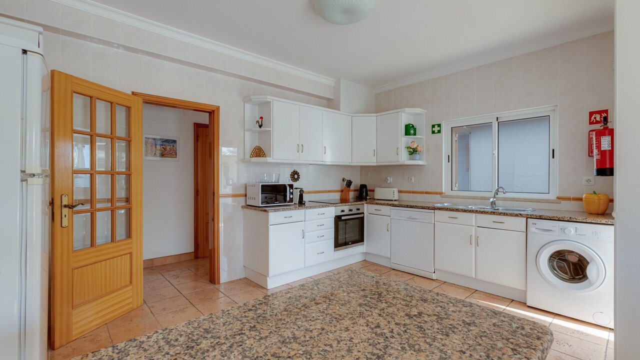 Photo of Kitchen in Albardeira