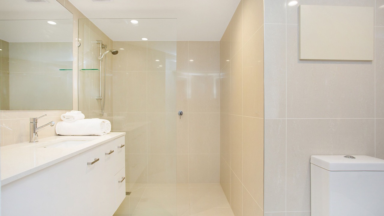 Photo of Bathroom in Mermaid Beach