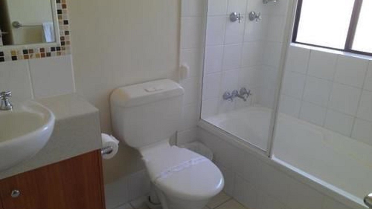 Photo of Bathroom in Mermaid Beach