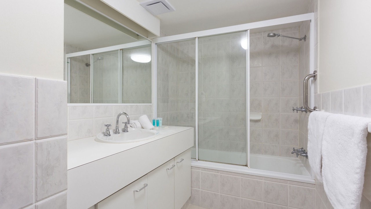 Photo of Bathroom in Broadbeach