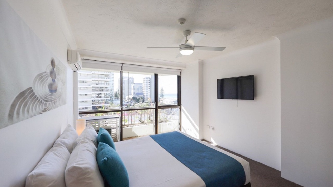 Photo of Bedroom in Main Beach