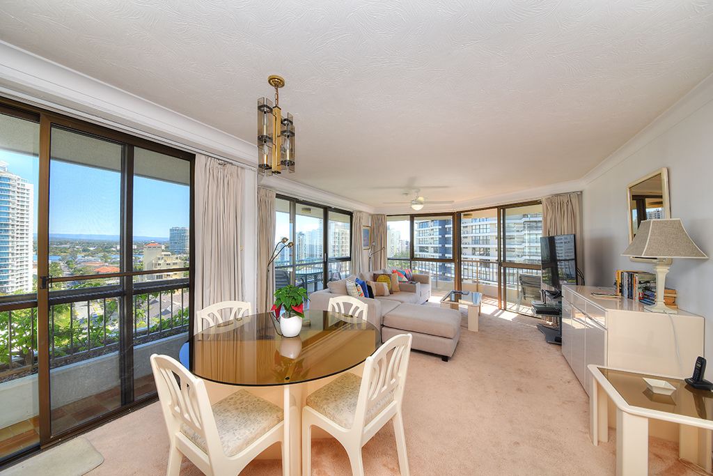 Photo of Livingroom in Main Beach
