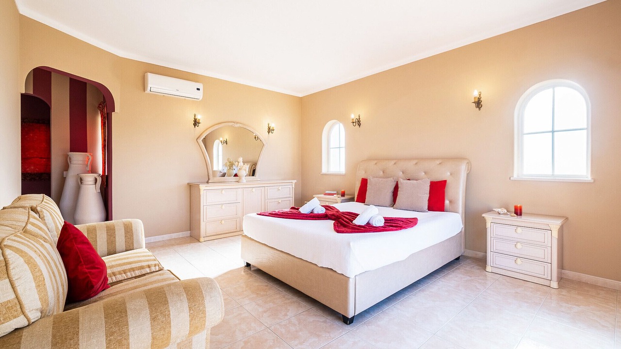 Photo of Bedroom in Mato Serrao