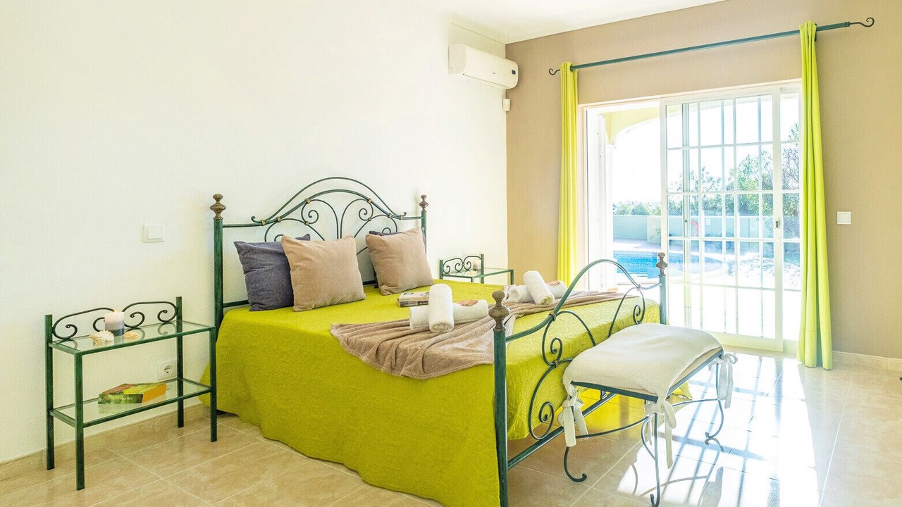 Photo of Bedroom in Mato Serrao