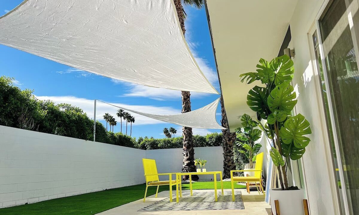 Photo of Patio Balcony in Tahquitz River Estates