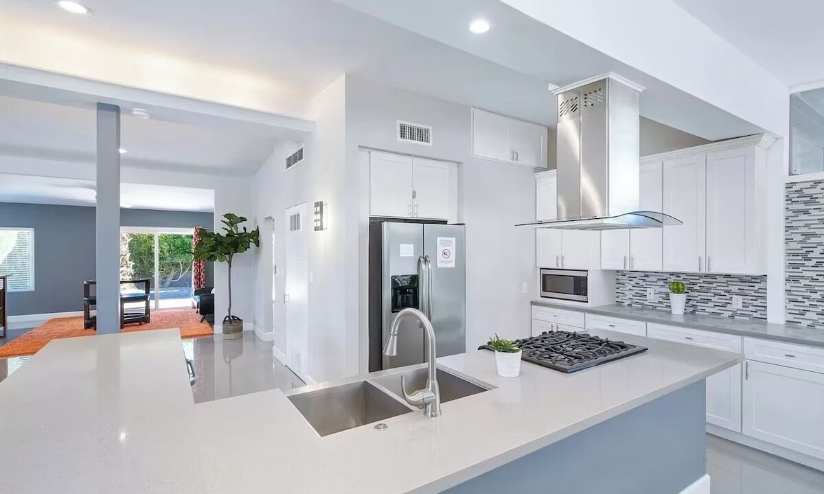 Photo of Kitchen in Tahquitz River Estates