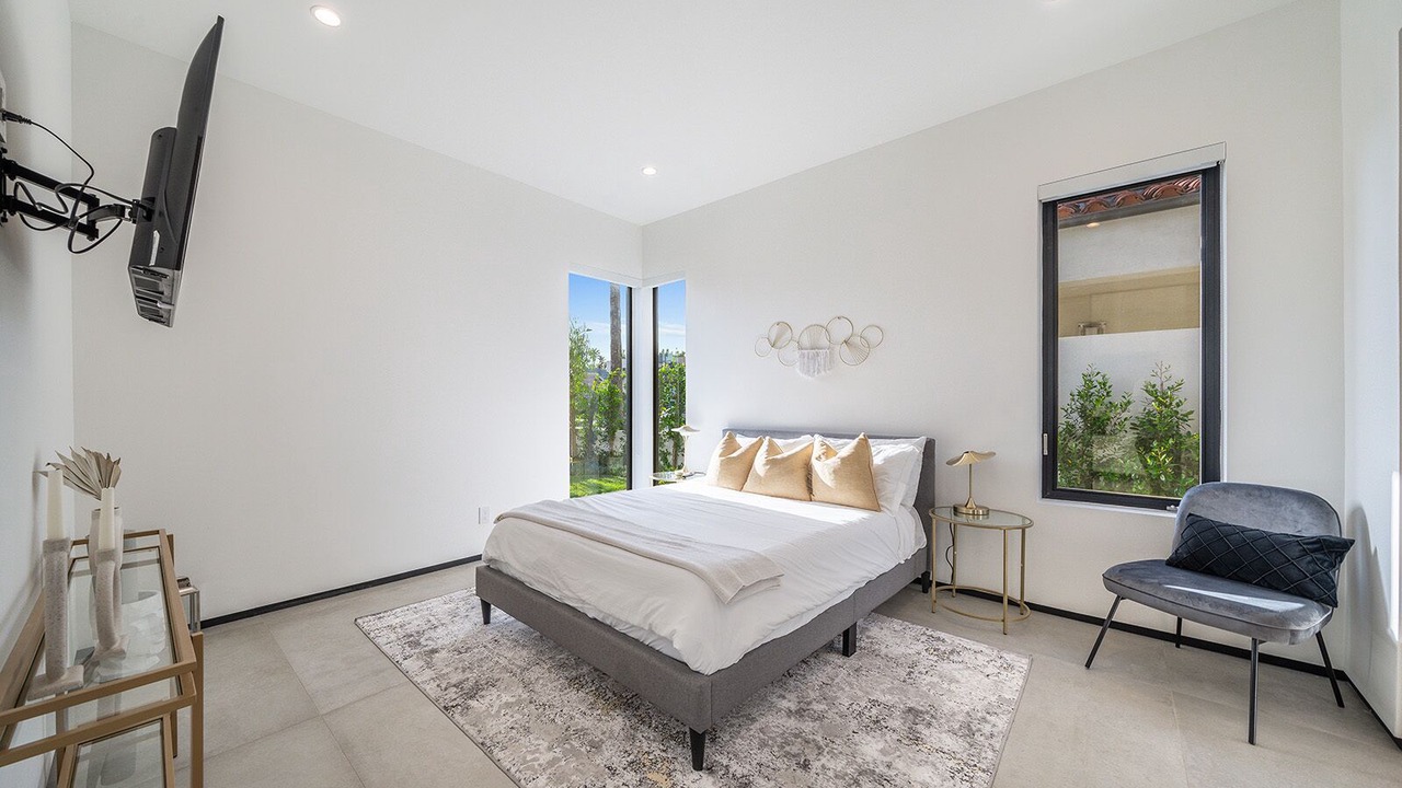 Photo of Bedroom in Beverly Hills