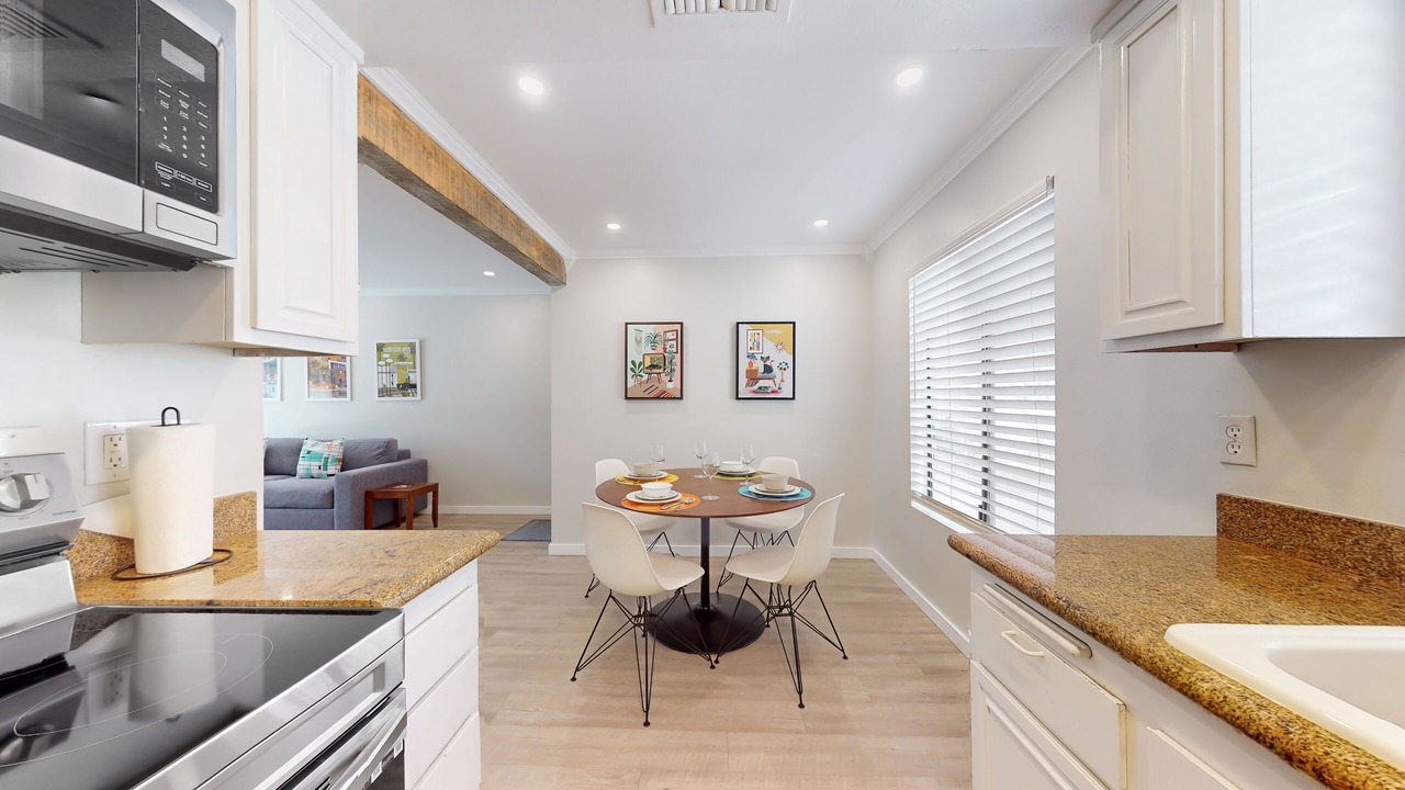 Photo of Kitchen in Sunrise Vista Chino