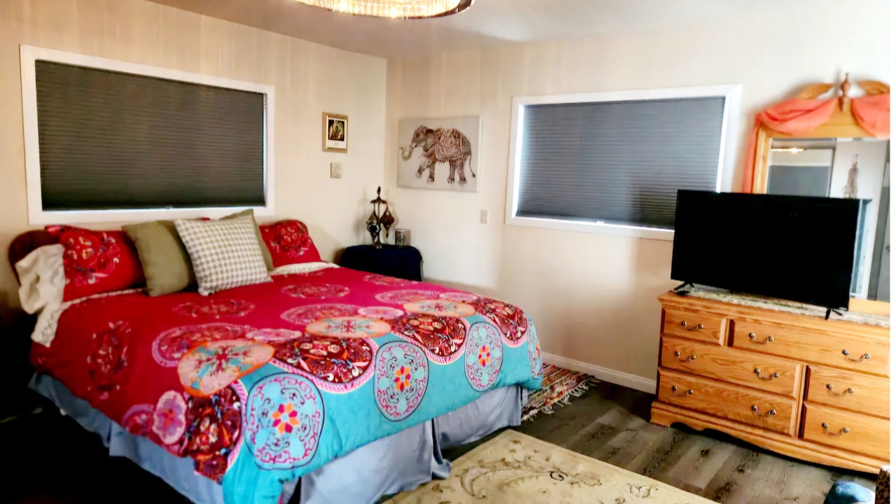Photo of Bedroom in La Quinta Cove