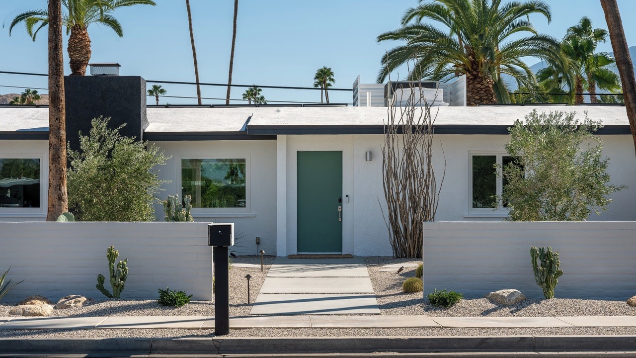 Photo of Outdoor in Tahquitz River Estates