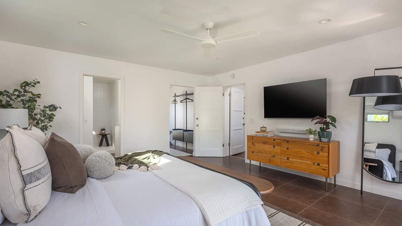 Photo of Bedroom in Tahquitz River Estates