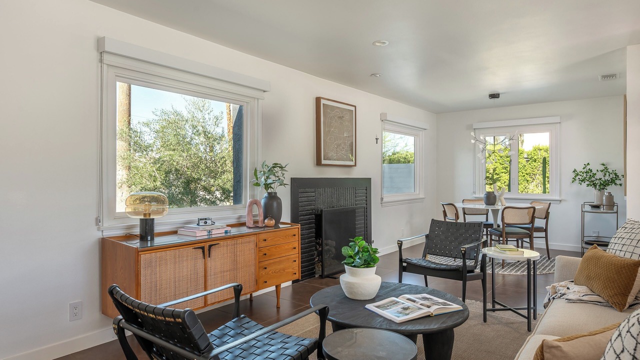 Photo of Livingroom in Tahquitz River Estates