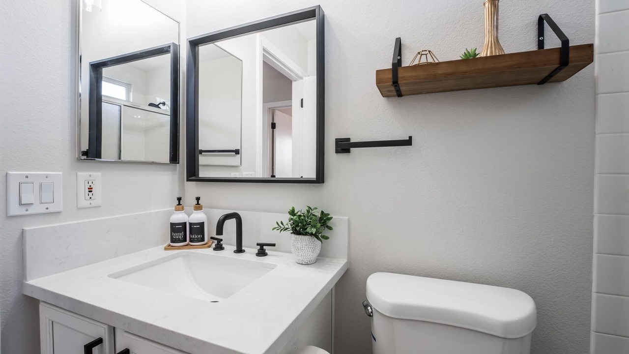 Photo of Bathroom in Rhodes Ranch