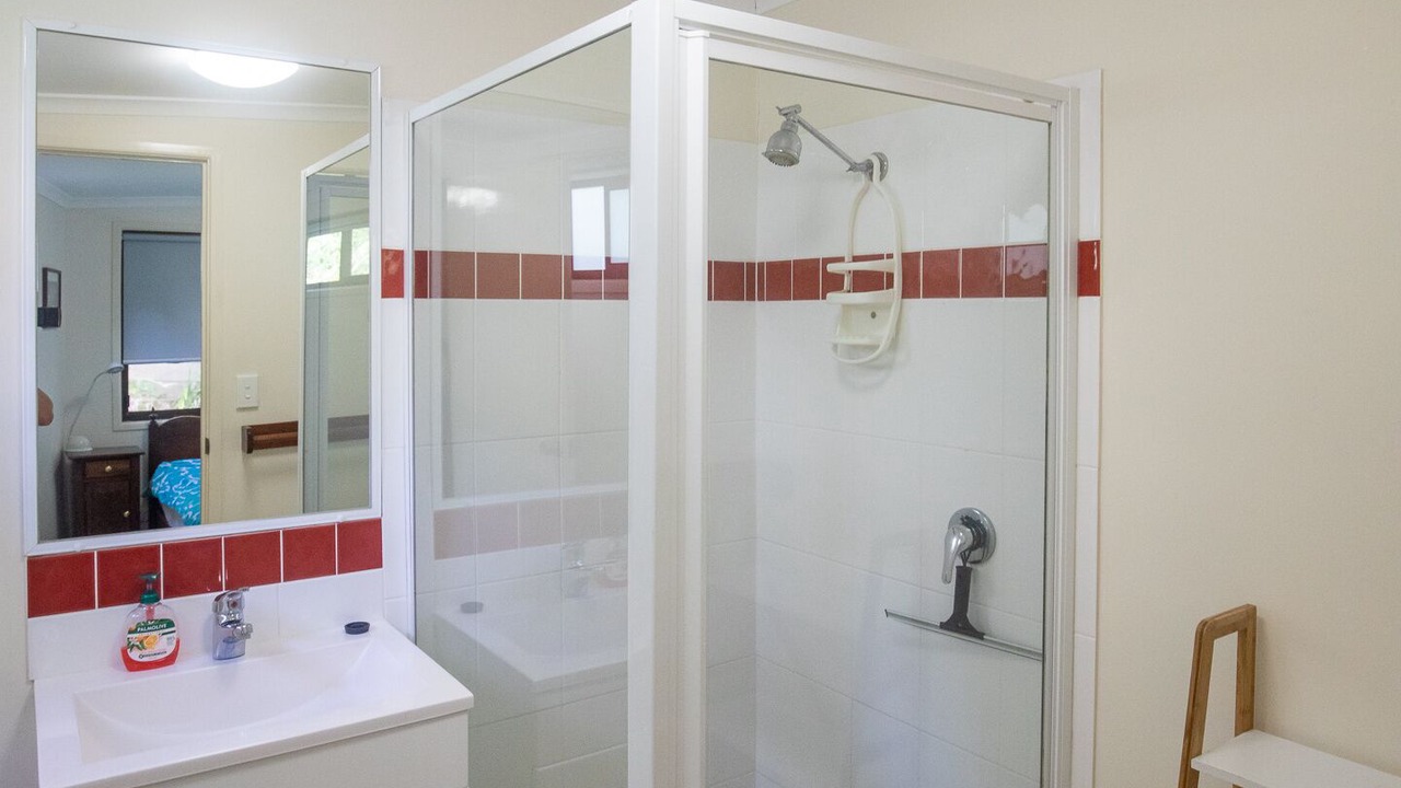 Photo of Bathroom in Point Lookout