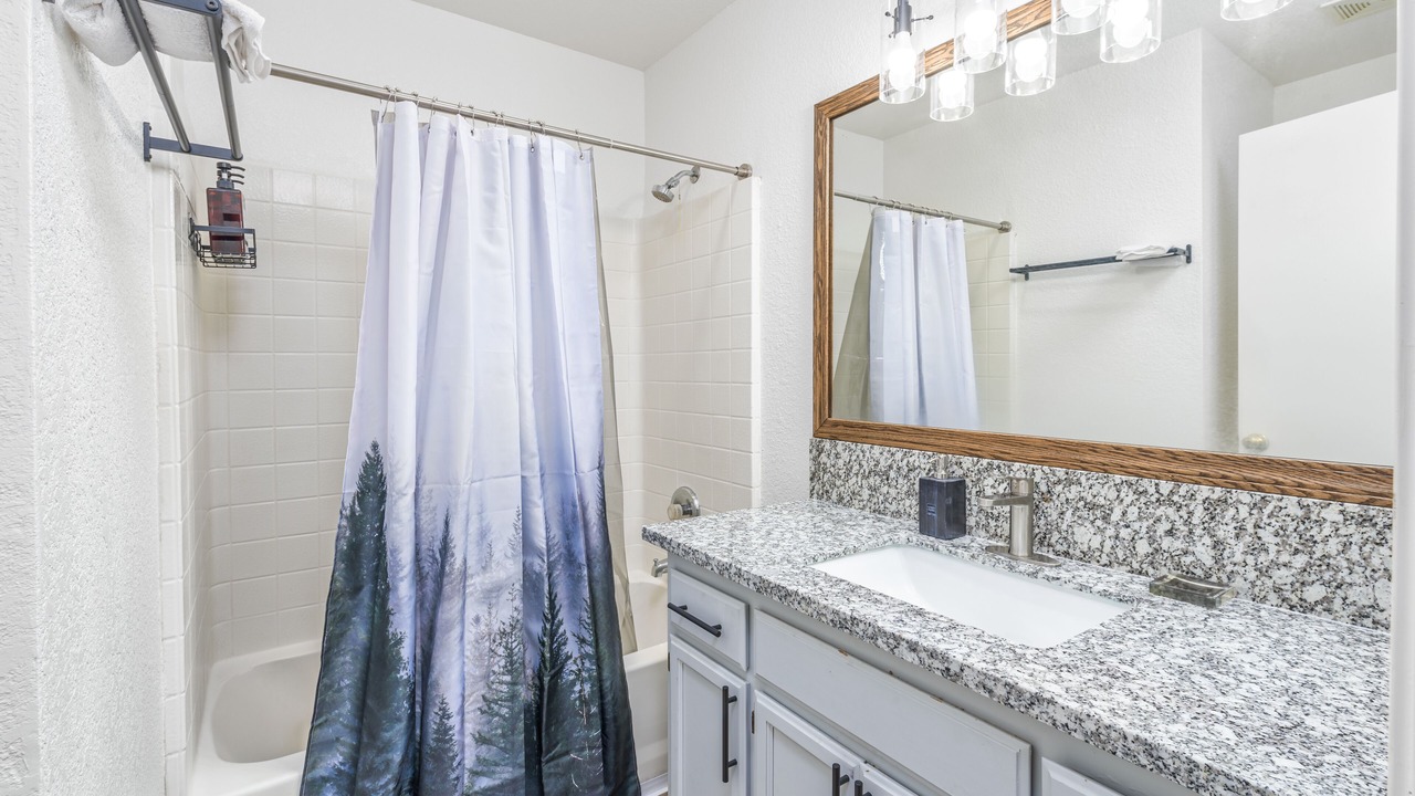 Photo of Bathroom in Merced