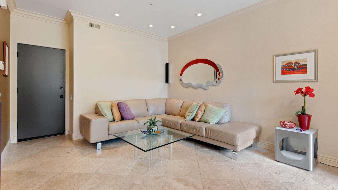 Photo of Livingroom in Toro Canyon