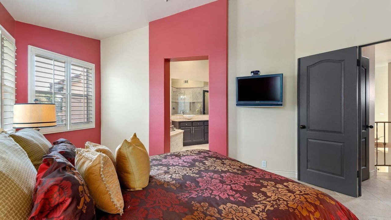 Photo of Bedroom in Toro Canyon