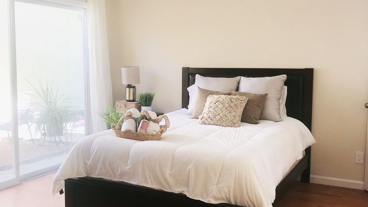 Photo of Bedroom in Allied Gardens